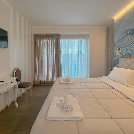 Luxury Seafront Apartment, Parking And By Host Hero Lägenhet Civitanova Marche