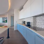 Luxury Seafront Apartment, Parking And By Host Hero