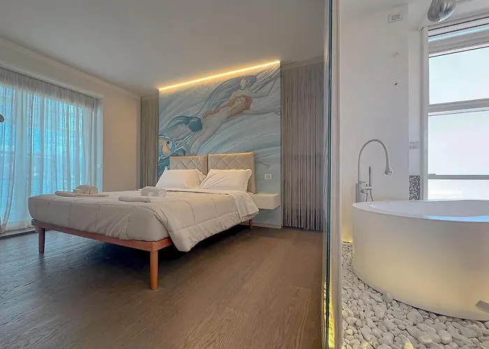 Luxury Seafront Apartment, Parking And By Host Hero * Civitanova Marche