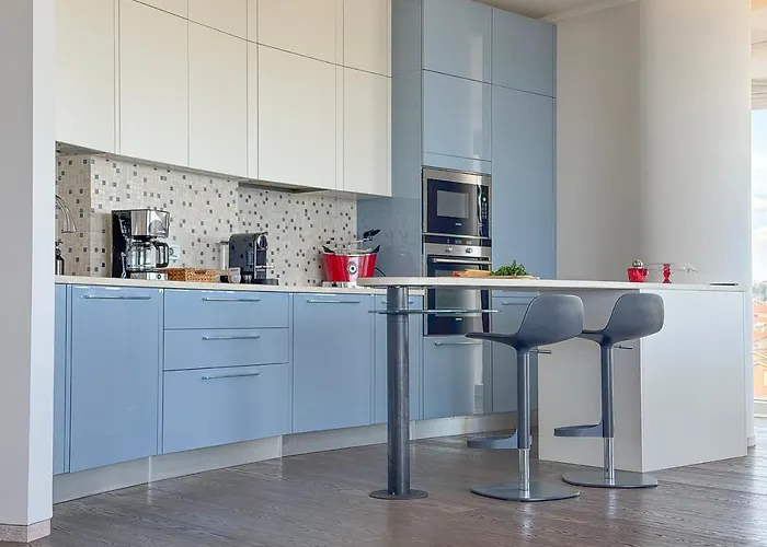 Luxury Seafront Apartment, Parking And By Host Hero * Civitanova Marche