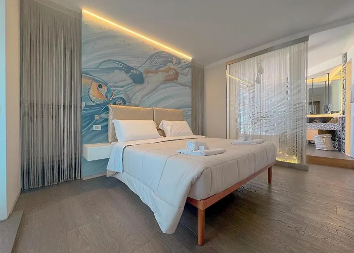 Apartment Luxury Seafront Apartment, Parking And By Host Hero Civitanova Marche